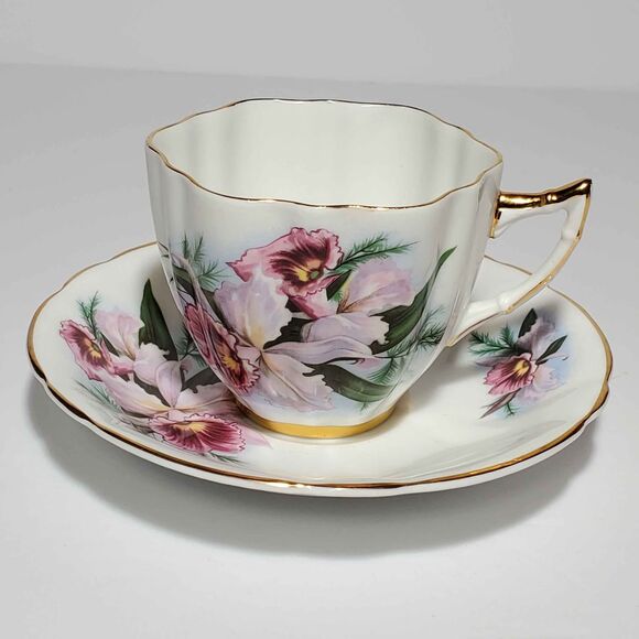 Royal London Teacup and Saucer Orchid Vintage - Picture 2 of 10